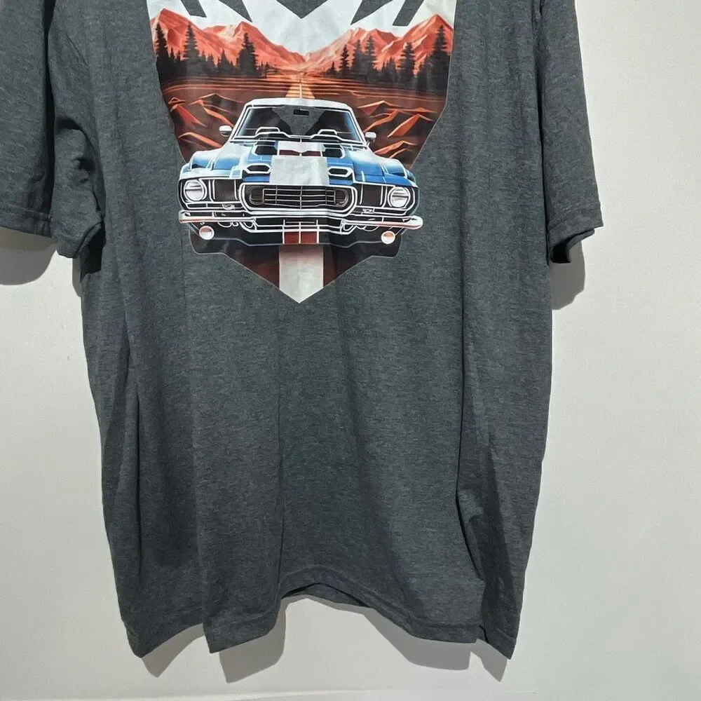 Gildan Softstyle Men's Gray Classic Car Short Sleeve Graphic T-Shirt‎ Size 2XL